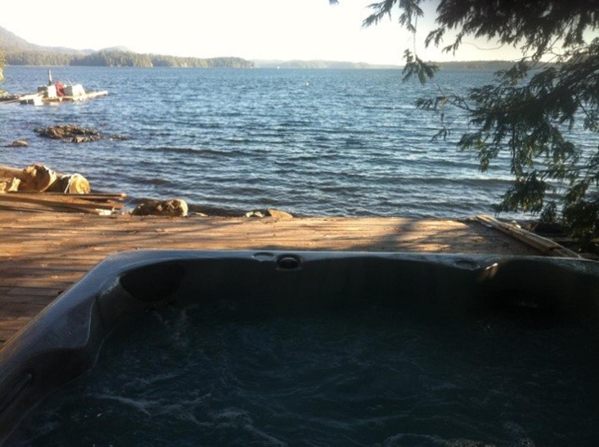 Tofino Stormbay Guest House Exterior photo