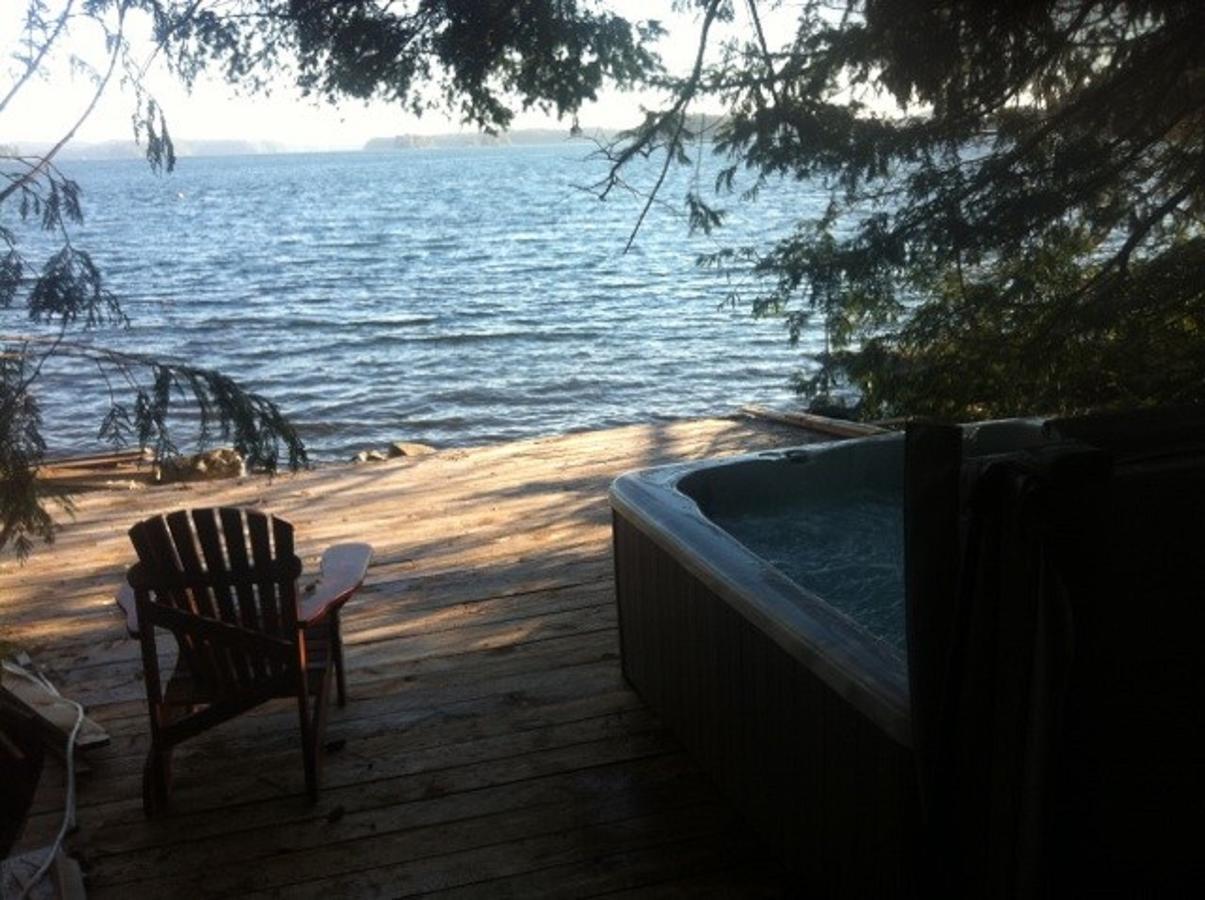 Tofino Stormbay Guest House Exterior photo