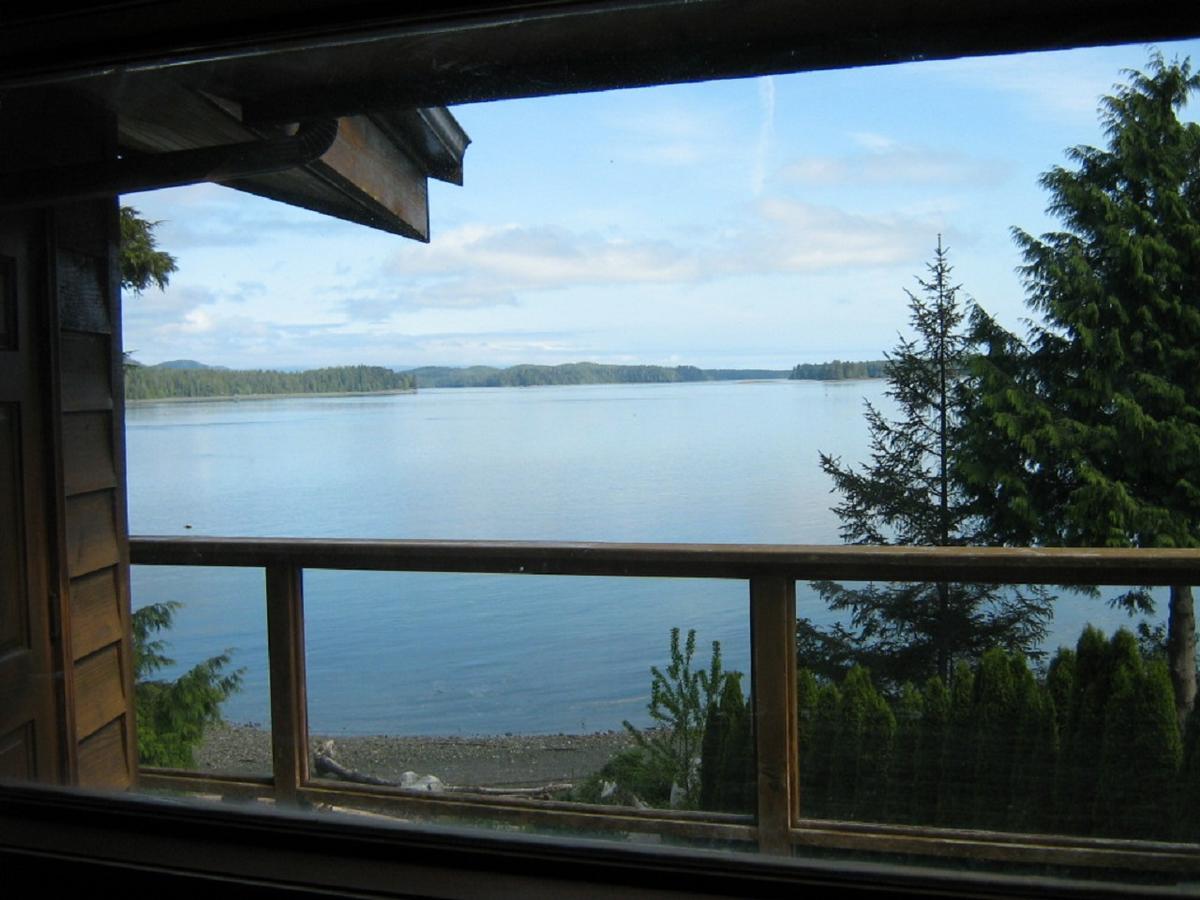 Tofino Stormbay Guest House Exterior photo